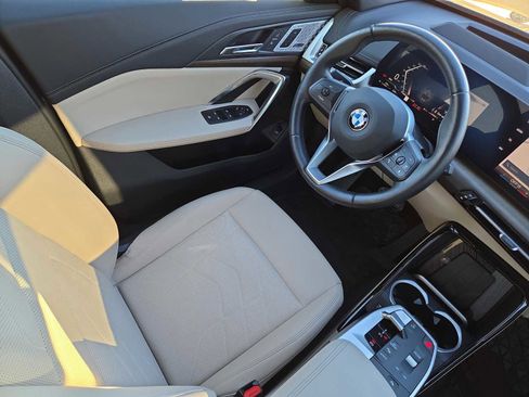 Used 2024 BMW X1 xDrive28i w/ Premium Package image 16