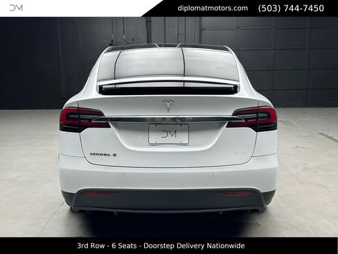 Used 2016 Tesla Model X 75D image 6
