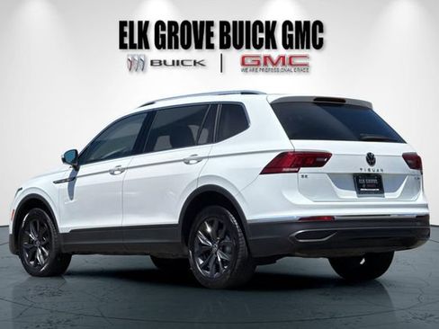 Used 2024 Volkswagen Tiguan SE AWD/4WD image 6