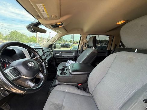 Used 2020 RAM 2500 Big Horn w/ Level 1 Equipment Group AWD/4WD image 14