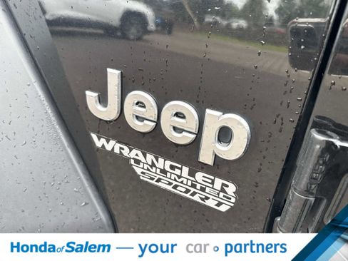 Used 2019 Jeep Wrangler Unlimited Sport S AWD/4WD image 7