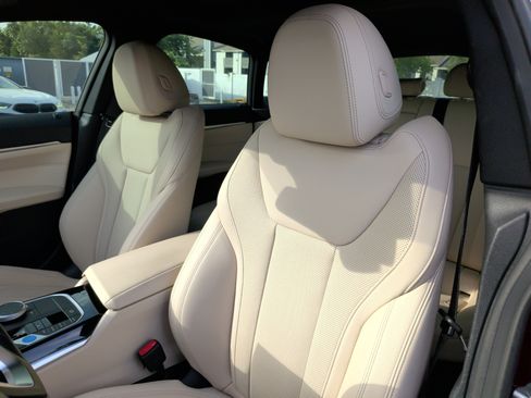 Certified 2023 BMW i4 eDrive35 RWD image 27