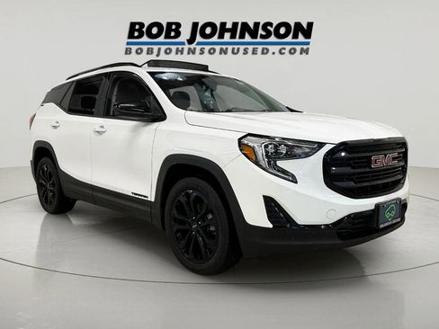 Certified 2020 GMC Terrain SLE w/ Driver Convenience Package image 1