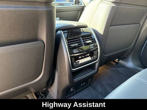 Used 2024 BMW X5 M60i image 27