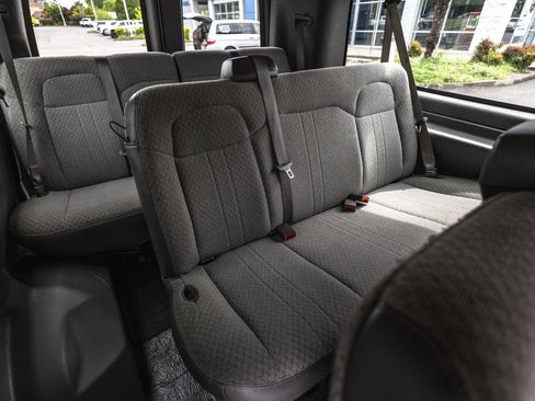 Used 2025 Chevrolet Express 3500 LT w/ LT Preferred Equipment Group RWD image 34