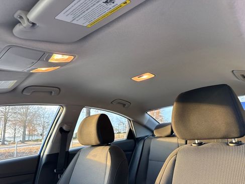 Used 2022 Hyundai Accent SE image 25