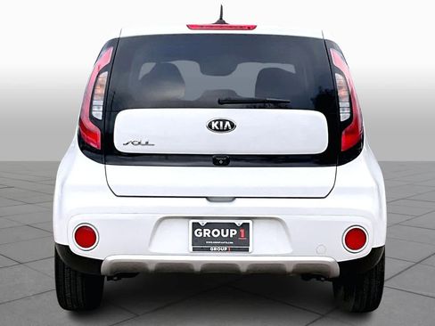 Used 2017 Kia Soul + w/ UVO Package image 4