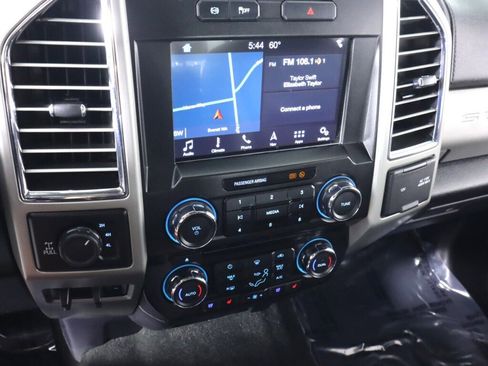 Used 2017 Ford F350 Lariat w/ Camper Package AWD/4WD image 17