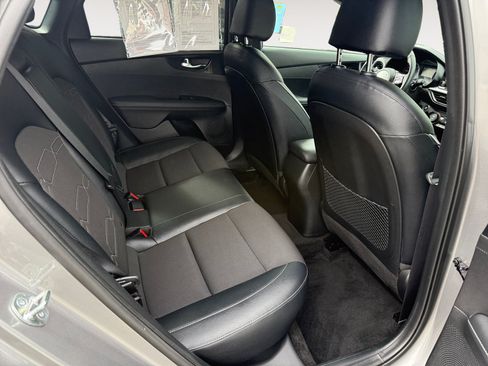 Used 2023 Kia Forte GT-Line w/ GT-Line Technology Package FWD image 18