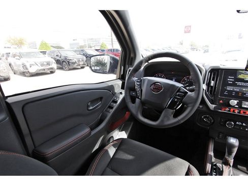 New 2026 Nissan Frontier PRO-4X w/ Pro-4x Convenience Package image 6
