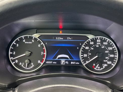 Used 2024 Nissan Sentra SV FWD image 22