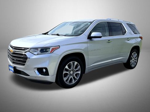Used 2021 Chevrolet Traverse Premier AWD/4WD image 1