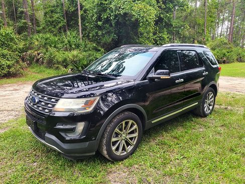 Used 2016 Ford Explorer Limited w/ Equipment Group 301A FWD image 1