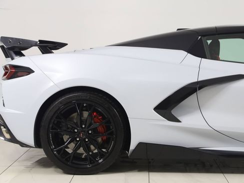 Used 2023 Chevrolet Corvette Stingray Premium Conv w/ Z51 Performance Package RWD image 66