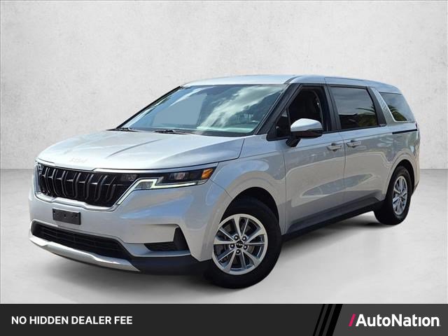 Used 2023 Kia Carnival LX FWD image 1