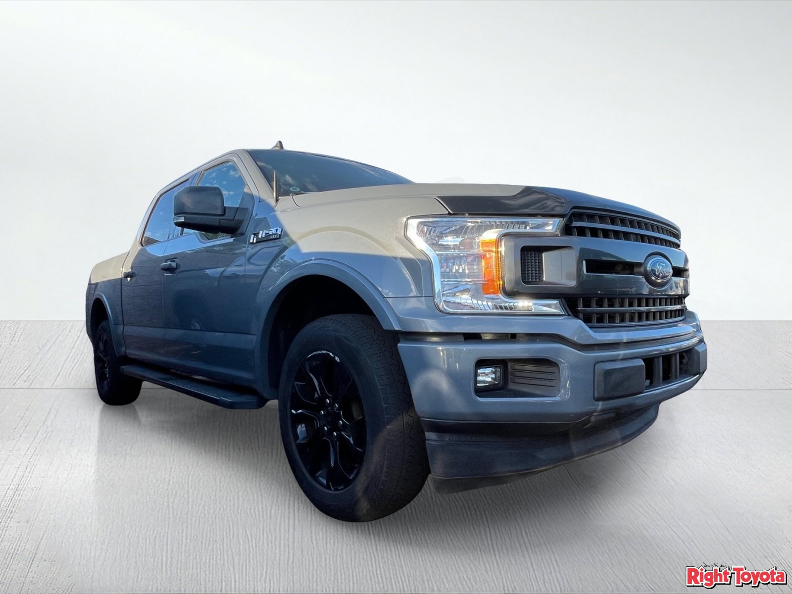 Used 2020 Ford F150 XLT w/ Equipment Group 302A Luxury RWD image 2