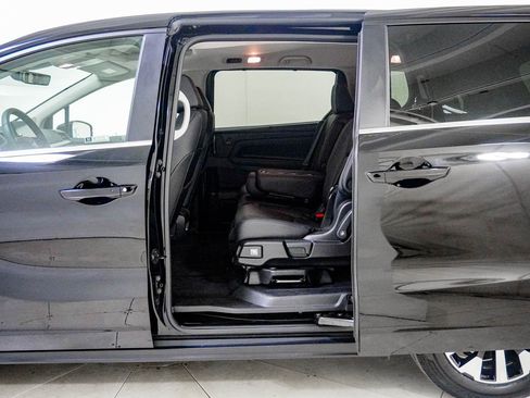 Certified 2026 Honda Odyssey EX-L image 38
