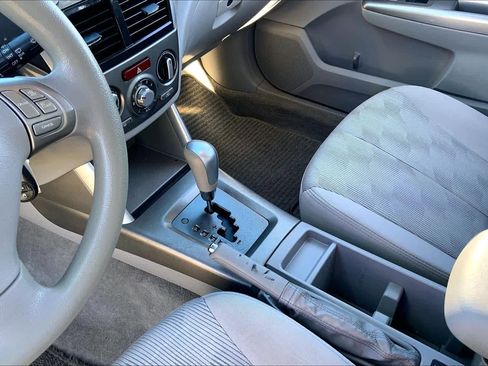 Used 2010 Subaru Forester 2.5X Premium image 15