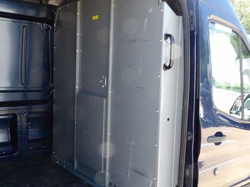 Used 2019 Ford Transit 250 148 High Roof Extended RWD image 22