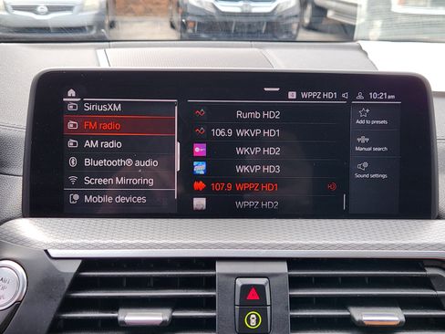 Used 2021 BMW X4 xDrive30i w/ M Sport Package AWD/4WD image 11
