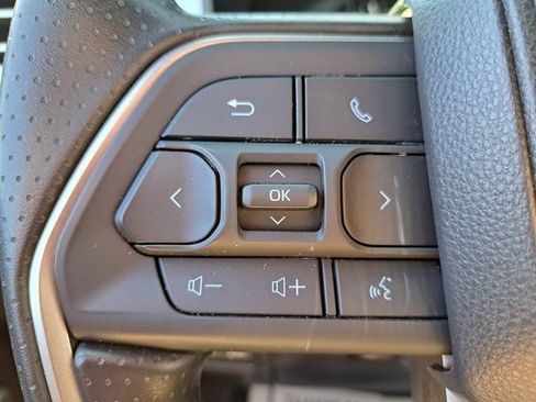 Used 2026 Toyota Tundra SR5 w/ SR5 Convenience Package AWD/4WD image 24