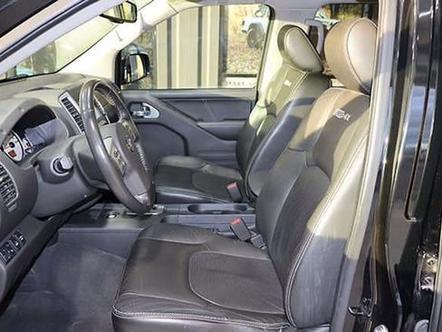 Used 2021 Nissan Frontier PRO-4X w/ Pro-4x Utility Package image 13