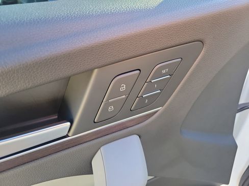 Used 2022 Audi Q5 2.0T Premium w/ Convenience Package image 23