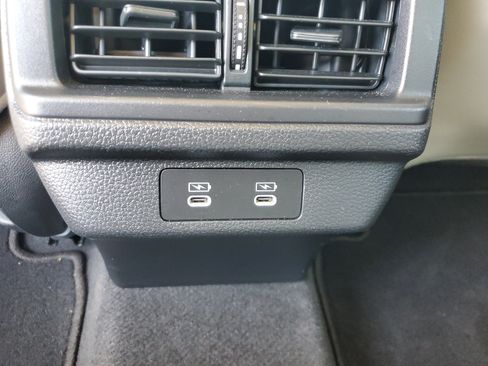 Used 2024 Honda Accord Touring image 12