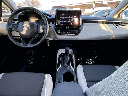 Used 2024 Toyota Corolla LE image 15