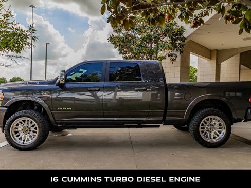 Used 2023 RAM 3500 Limited image 5