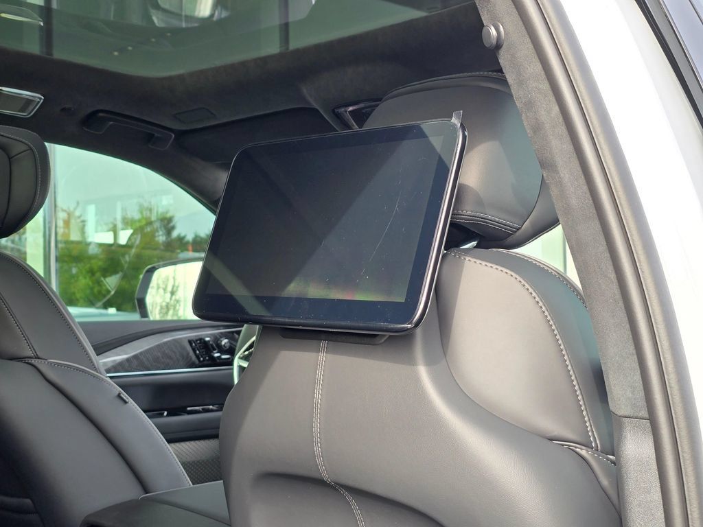 New 2026 Cadillac Escalade IQ Sport 2 AWD/4WD image 15