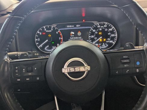 Used 2023 Nissan Rogue SV image 14