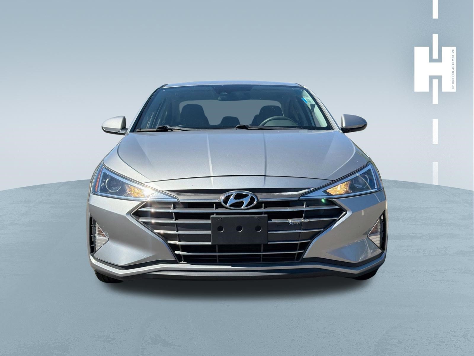 Used 2020 Hyundai Elantra SE FWD image 3