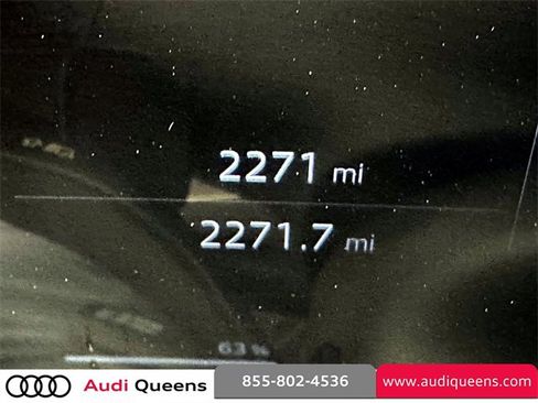 Certified 2025 Audi Q6 e-tron Premium Plus image 32