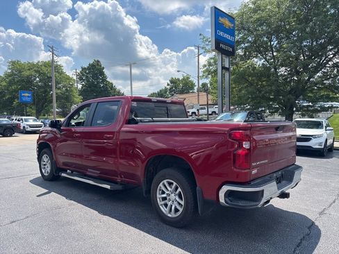 Used 2021 Chevrolet Silverado 1500 LT AWD/4WD image 4
