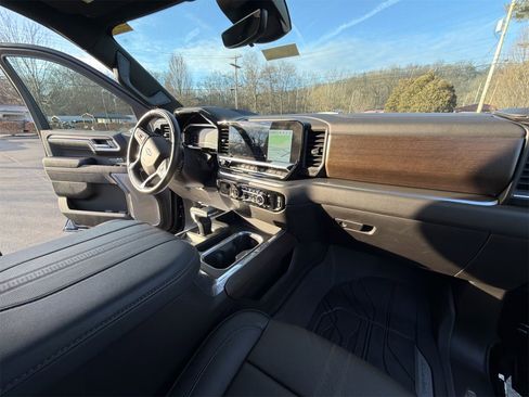 Certified 2025 Chevrolet Silverado 1500 High Country w/ High Country Premium Package image 29