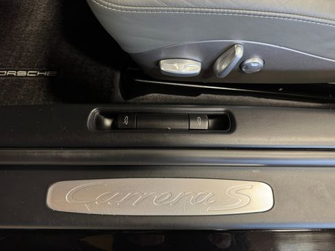 Used 2006 Porsche 911 Carrera S image 27