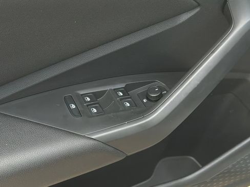Used 2019 Volkswagen Jetta SE FWD image 27