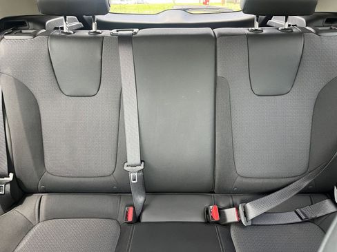 Used 2025 Buick Encore GX Preferred FWD image 35