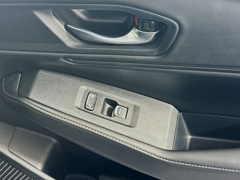 Used 2025 Honda Accord Sport image 29