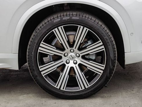 Used 2023 Volvo XC90 B6 Ultimate w/ Protection Package Premier AWD/4WD image 11