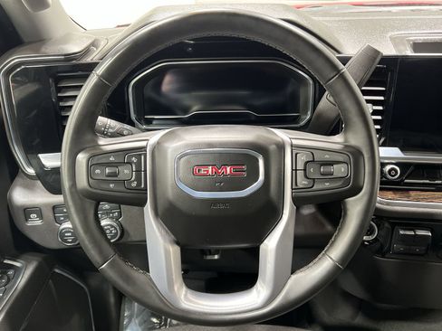 Used 2024 GMC Sierra 1500 Elevation image 14