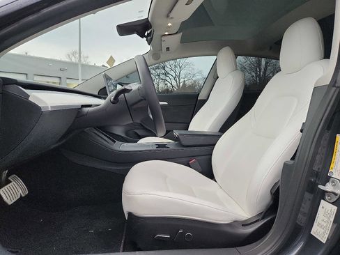 Used 2023 Tesla Model 3 Performance image 13