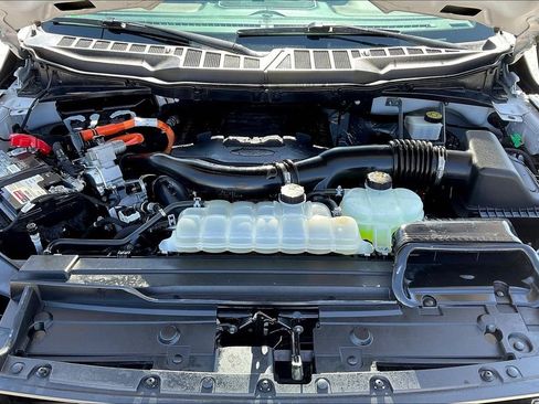 Used 2021 Ford F150 Lariat image 9