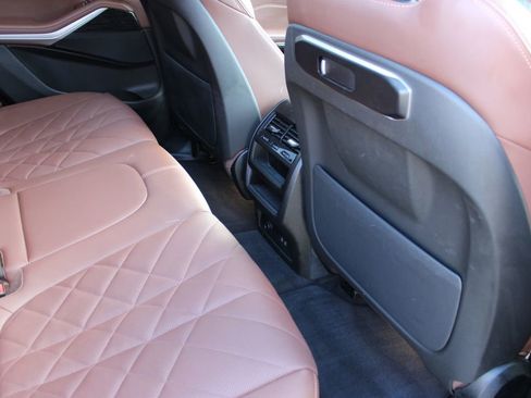 Used 2024 BMW X5 xDrive40i w/ M Sport Package image 47