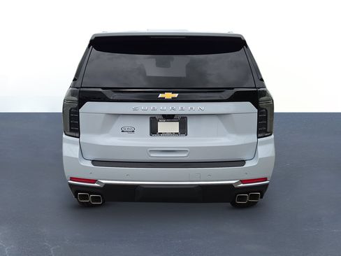New 2026 Chevrolet Suburban High Country AWD/4WD image 6