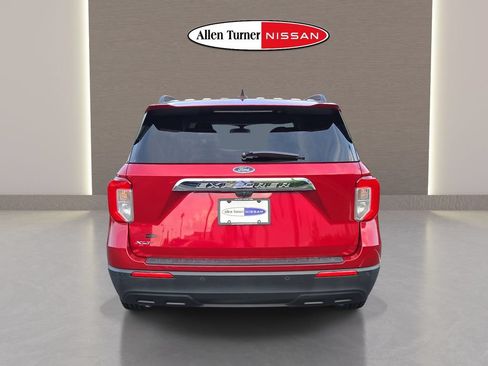 Used 2021 Ford Explorer XLT RWD image 7