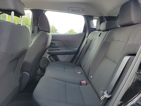 Certified 2025 Nissan Kicks S FWD image 18