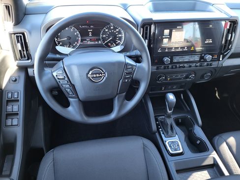 New 2026 Nissan Frontier SV w/ Tow Package AWD/4WD image 17
