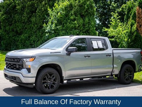 Used 2023 Chevrolet Silverado 1500 Custom w/ Rally Edition AWD/4WD image 9
